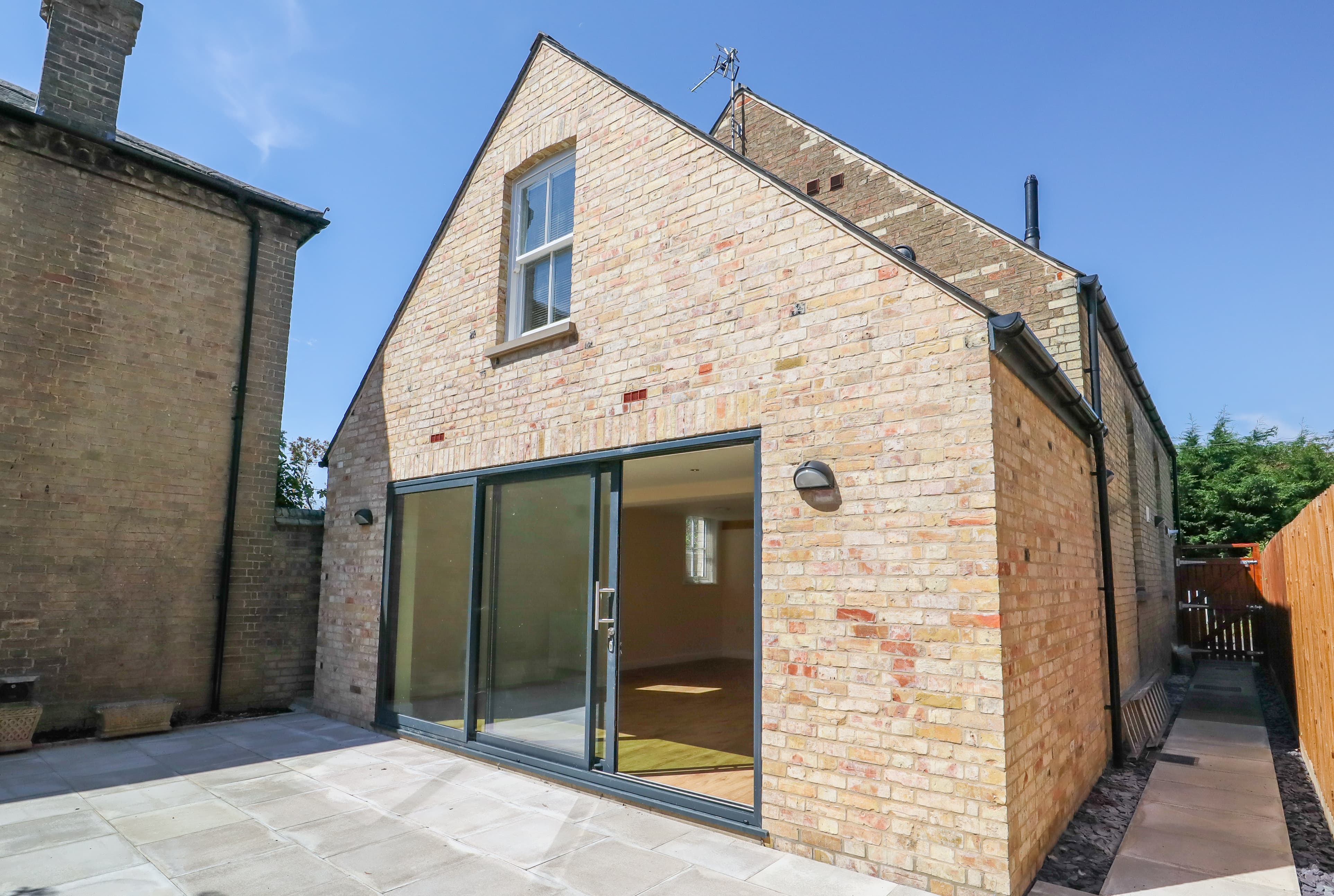 Coles Lane, Oakington, CB24
