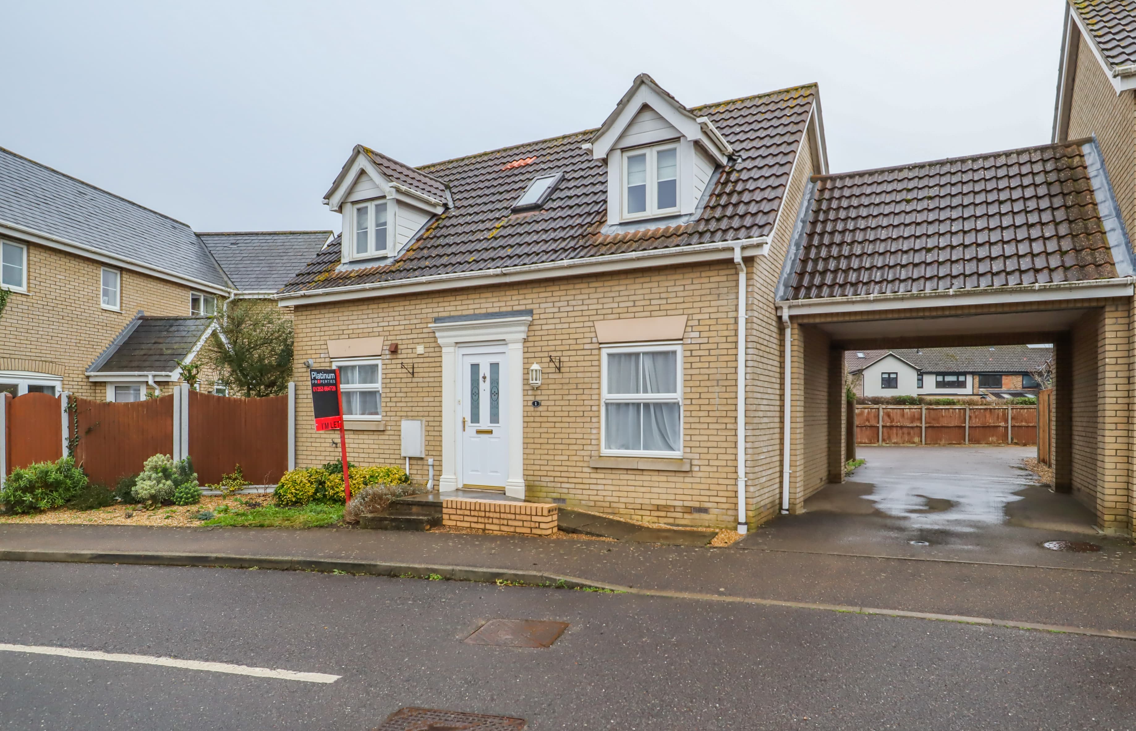 West End Close, Witchford, CB6
