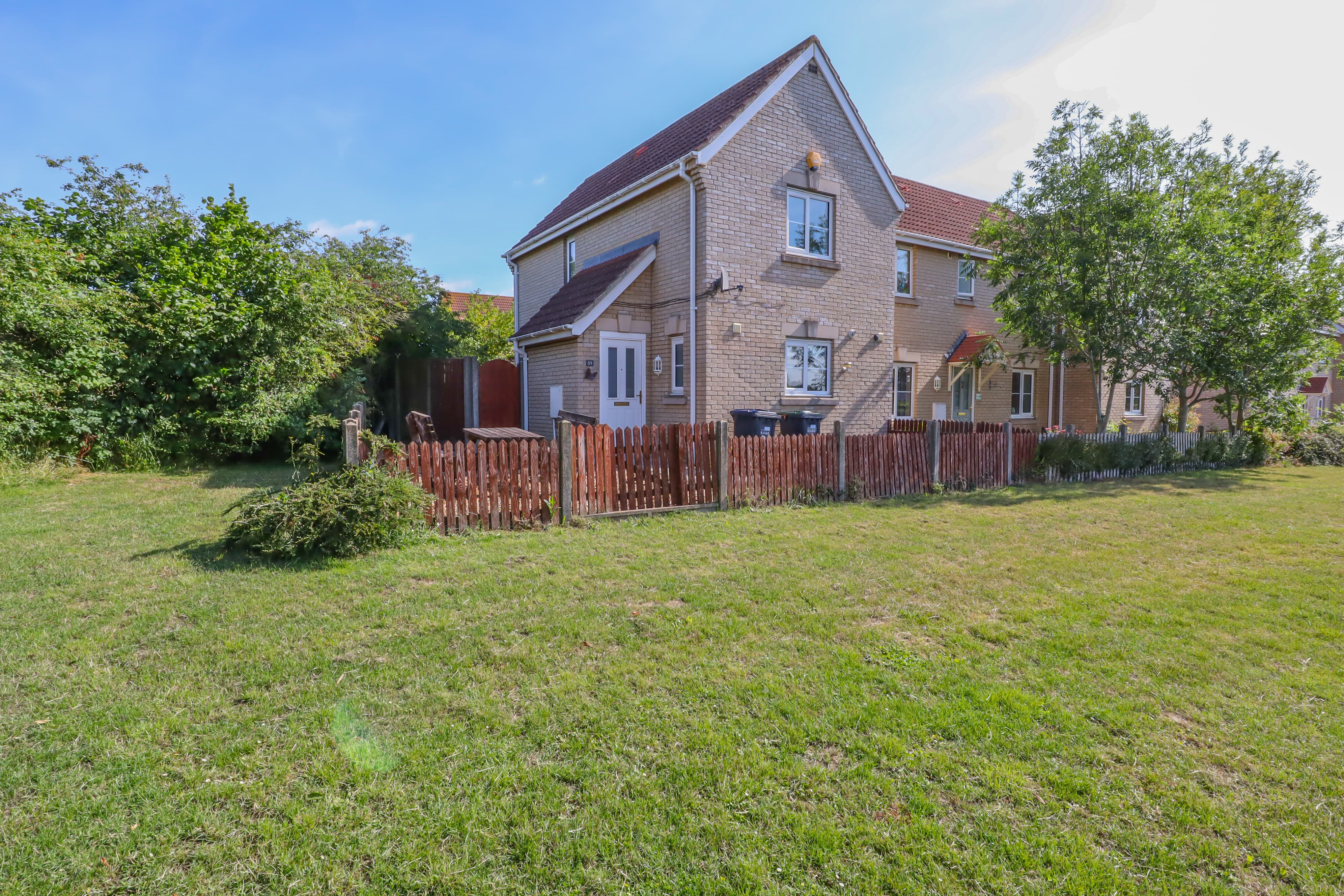 Stirling Way, Sutton, CB6