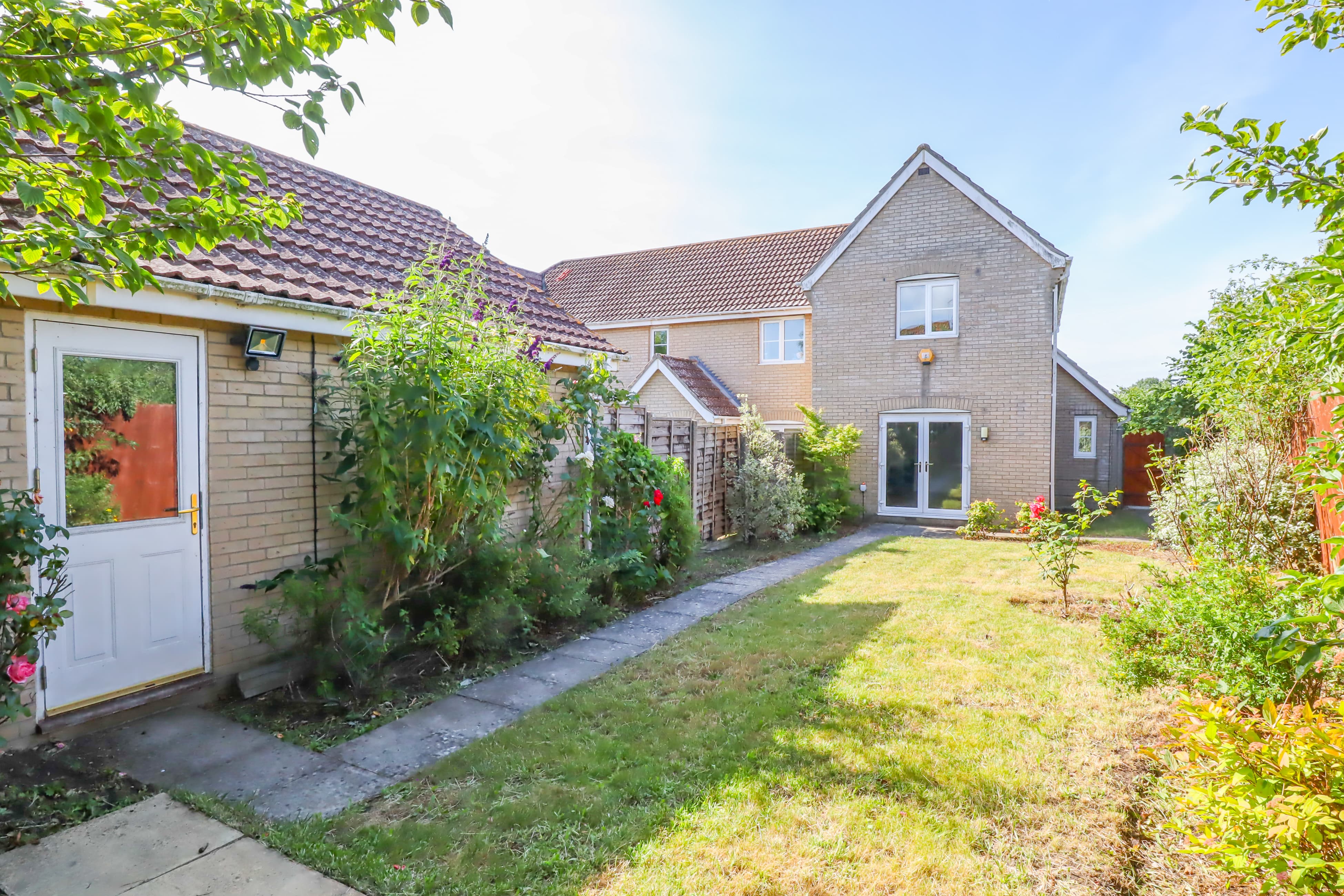 Stirling Way, Sutton, CB6