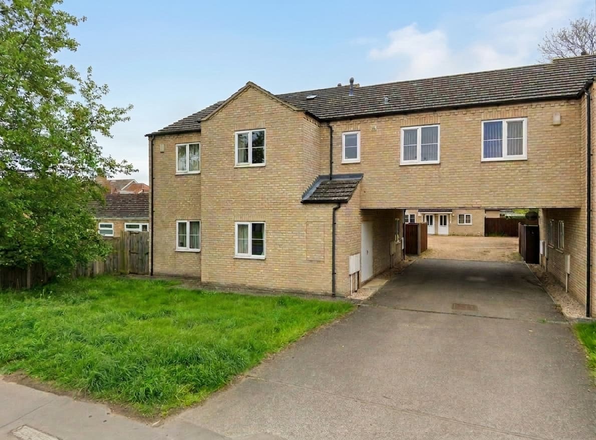 Ash Croft, Sutton, CB6